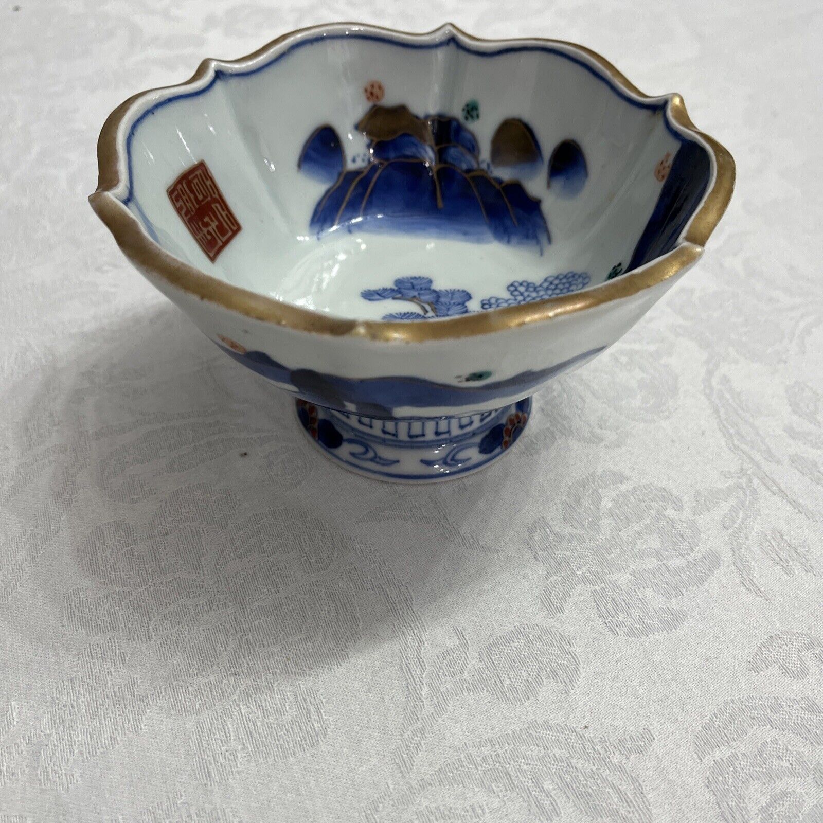 Vintage Japanese Imari Hand Painted Bowl Pedistal 5 1/2