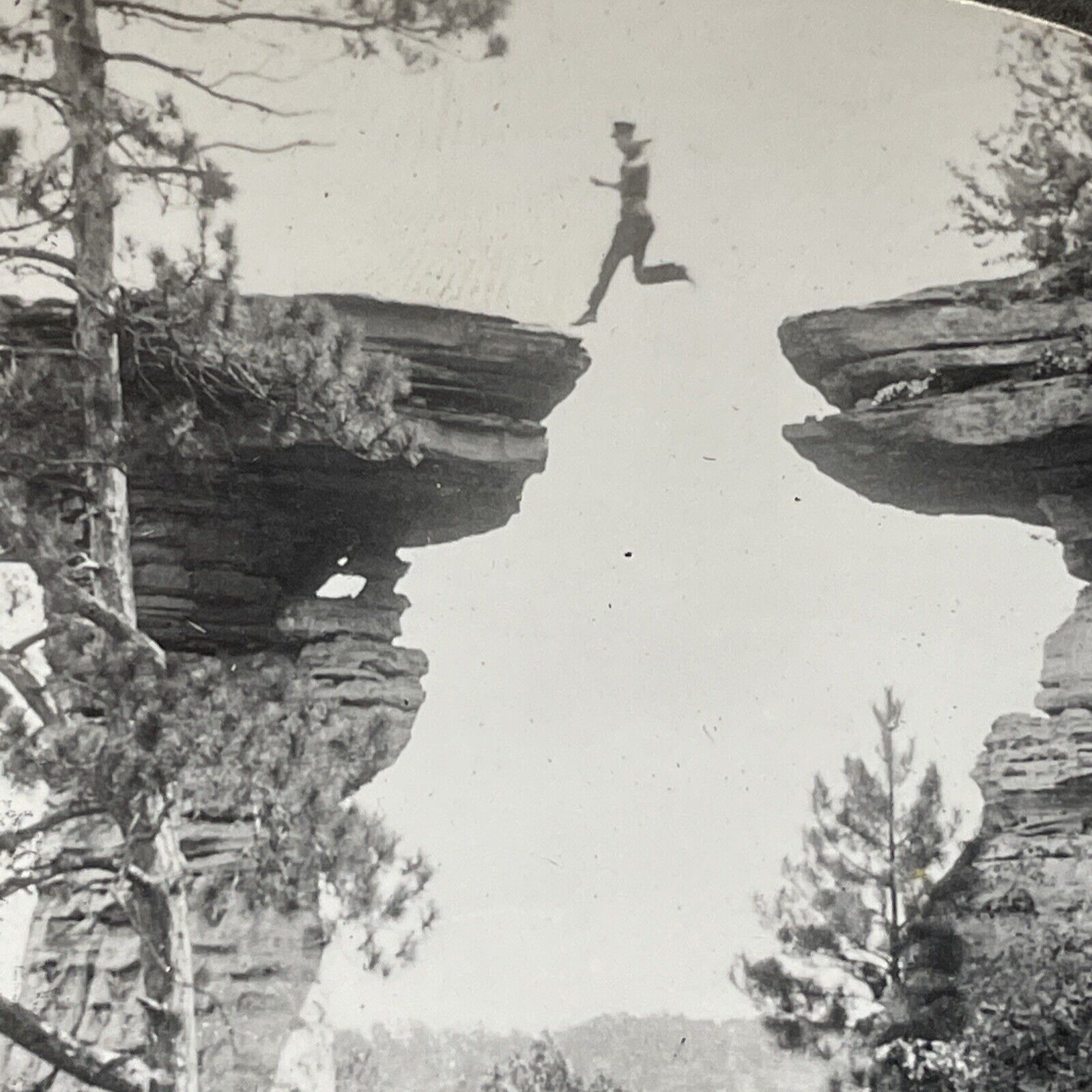 Antique 1910s Daredevil Jumps A Rock Gap Stereoview Photo Card V2595