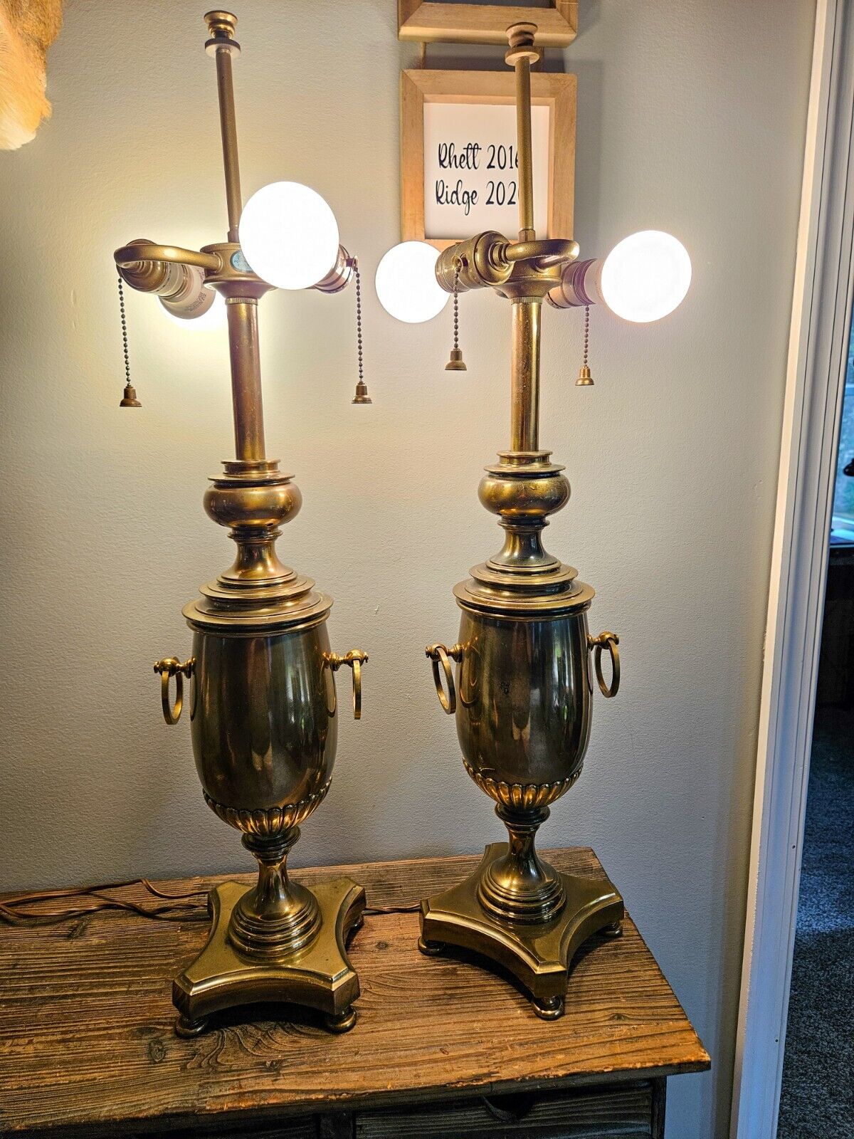 Set Of 2 Vintage Solid Brass MCM Stiffel  Trophy Urn 3 Way Light Lamp