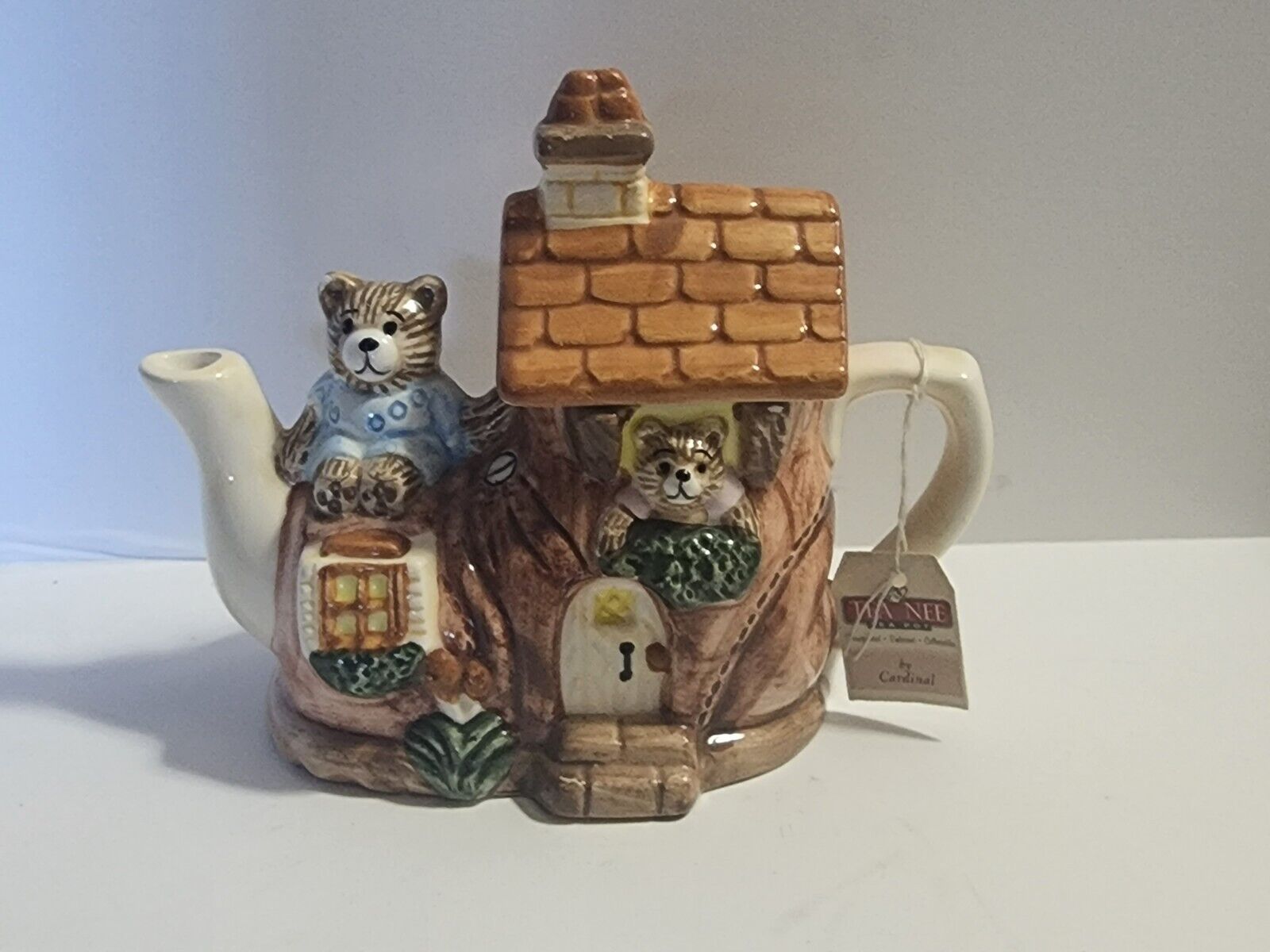 Vintage Tea-Nee Teapot With Lid Bears In A Shoe