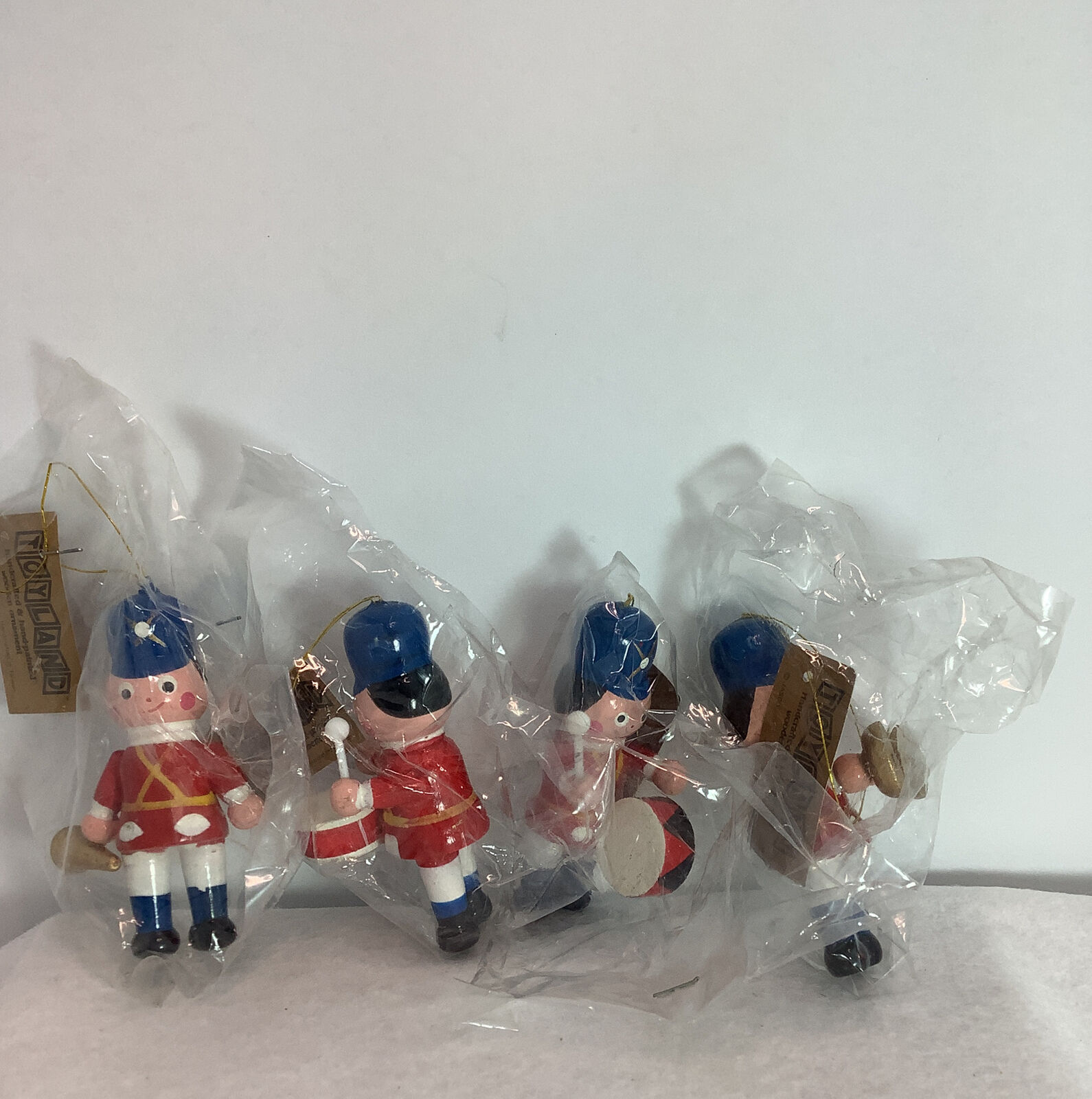 Vtg Jasco ToyLand 4 Wooden Toy SoldierOrnaments Hand Crafted Painted New D305