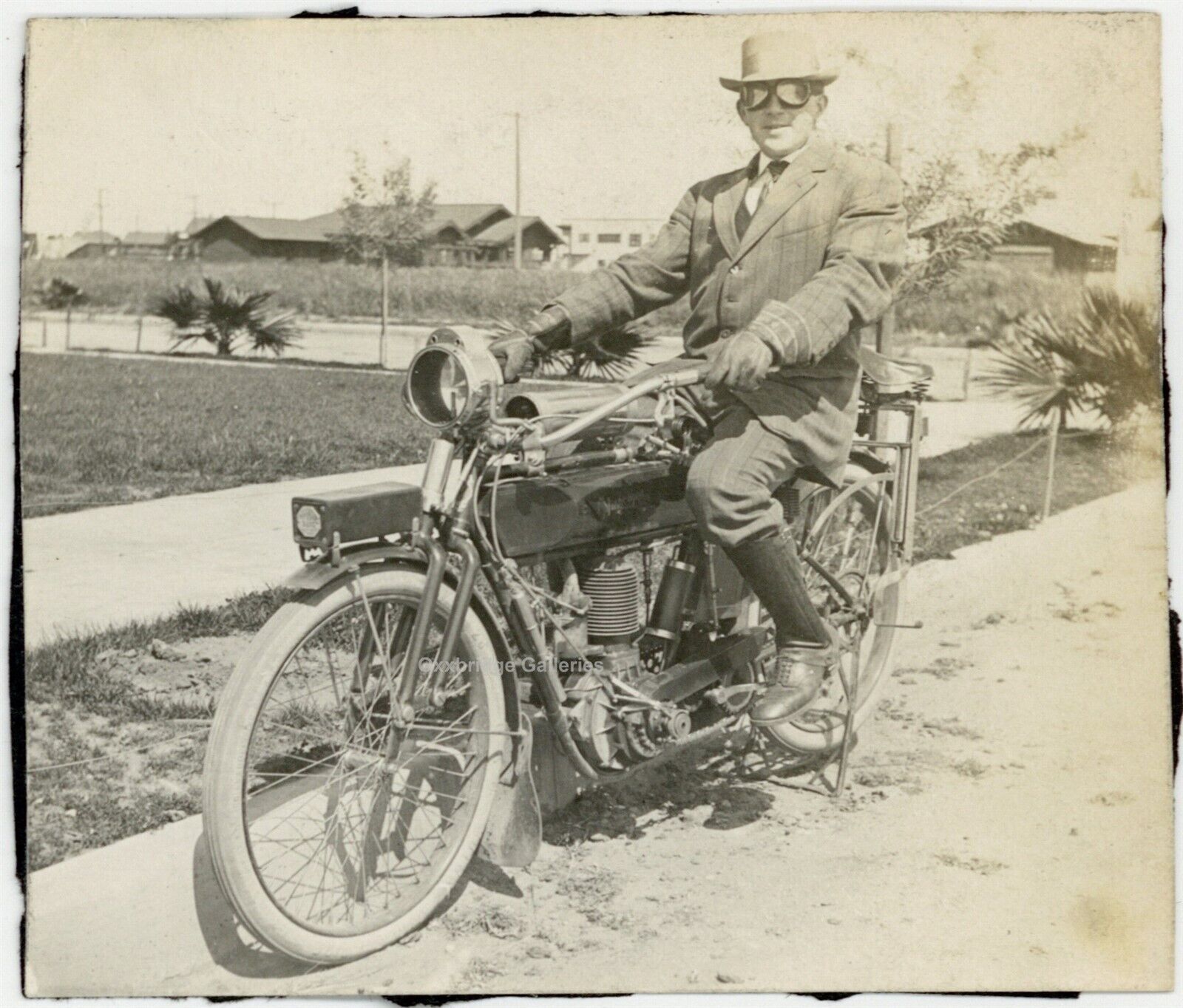 Antique Motorcycle Photo 1900s Motorbike Goggles Bicycle Vintage J10078
