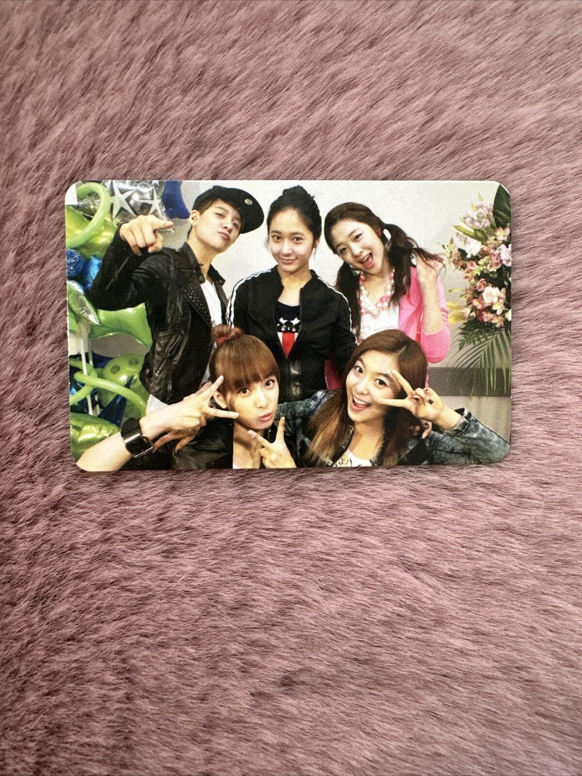 *RARE* F(x) Group \'Nu Abo\' Official Photocard + FREEBIES