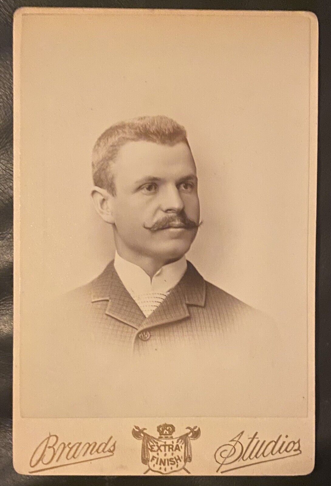1880s Chicago Cubs Baseball HOF Mike King Kelly RC Baseball Cabinet Card