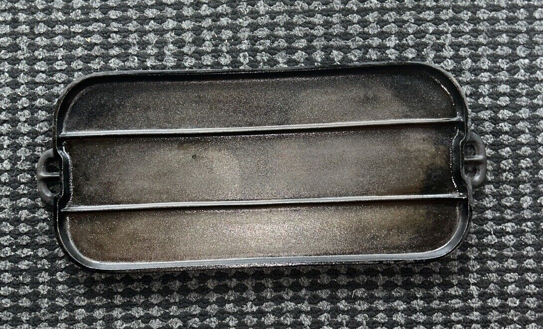 Vintage Unmarked Cast Iron Long Griddle #8