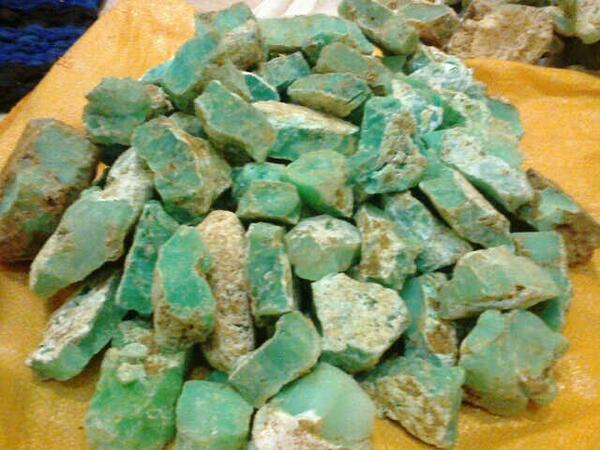 1 TO 20 KG LOT NATURAL UNTREATED ROUGH GREEN CHRYSOPAL CHALCEDONY 