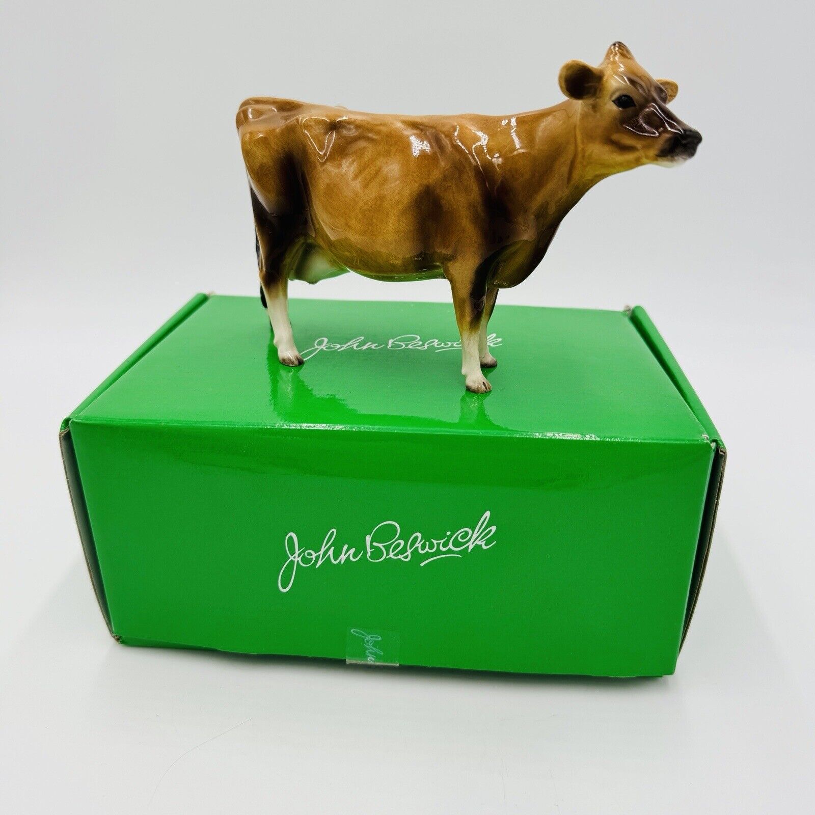 John Beswick Farmyard Jersey Cow Ceramic Porcelain Figurine Vintage Boxed