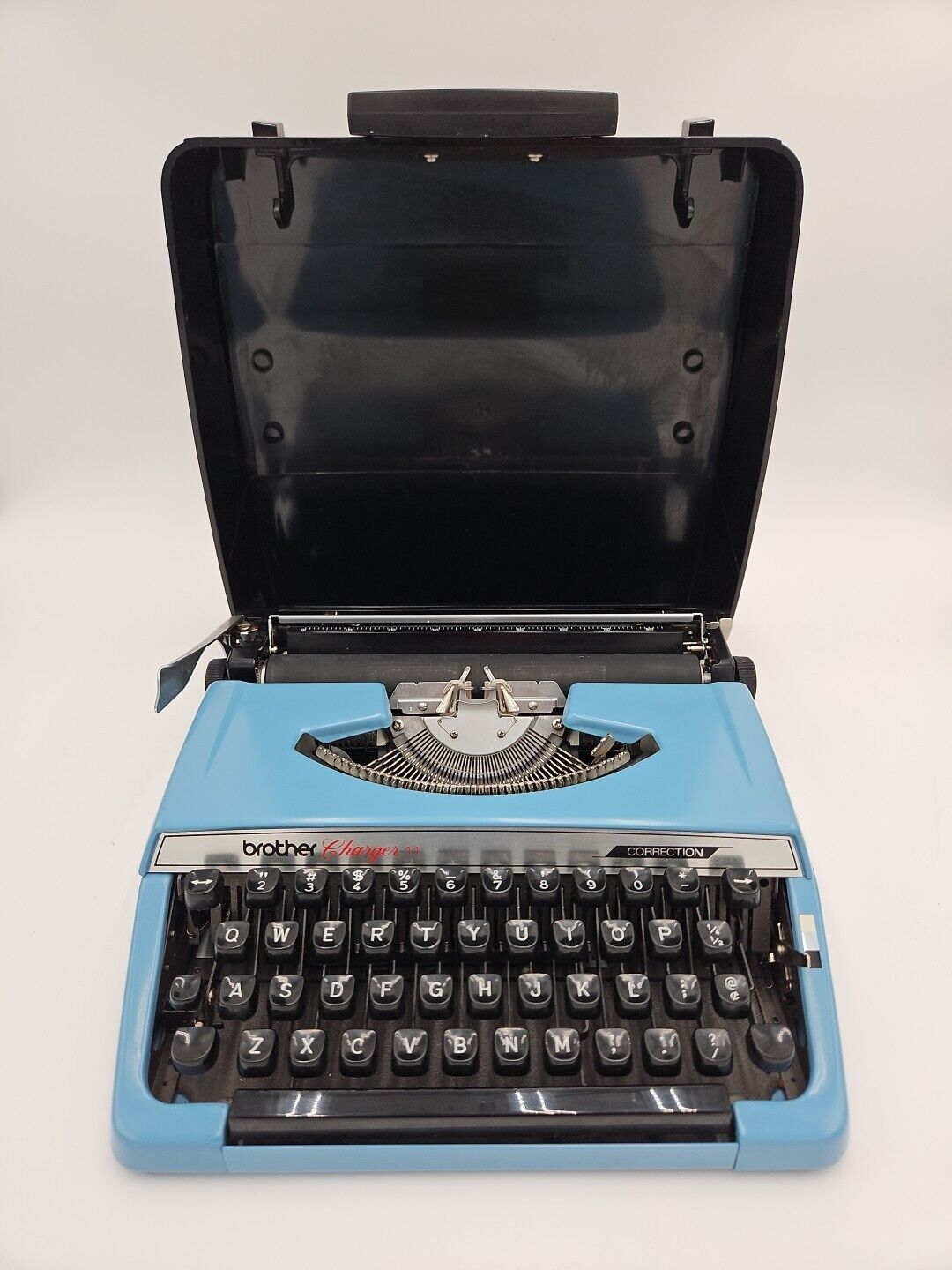 Vintage Blue BROTHER CHARGER 11 Typewriter From JAPAN - TYPEWRITER W/ CASE