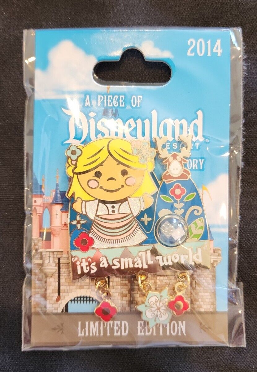 Disney A Piece Of Disneyland History 2014 It's a Small World LE 1500 Pin (50O)