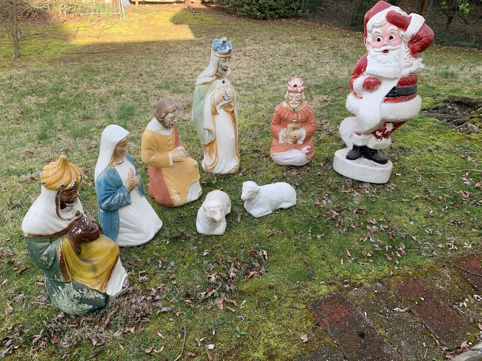 Vtg. Blow Mold Christmas Outdoor Decor 3 Wisemen, Mary, Joseph, 2 animals,Santa