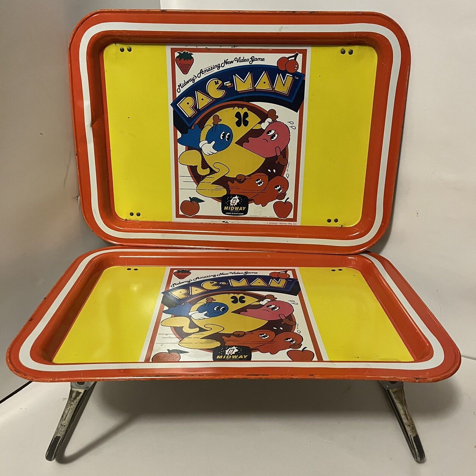 Pair of Vintage 1980s Pink MidWay Pac Man Serving Dinner TV Tray W/ Legs