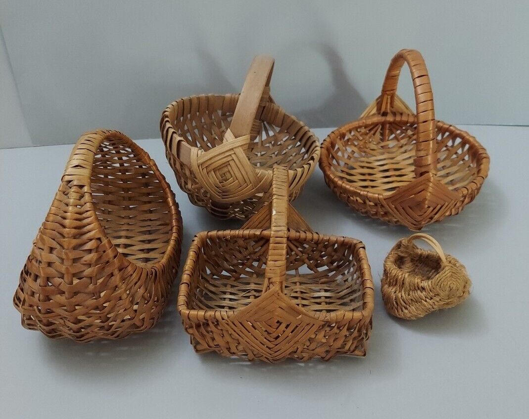 Vtg Baskets Lot Small Mini Hand Woven BUTTOCK Primitive Egg Gathering Gods Eye