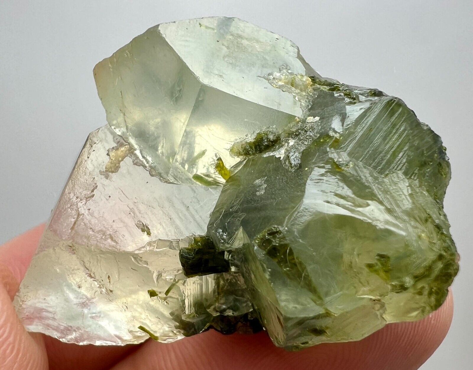 114 Carat Beautiful Green Epidote Crystals On/Inside Quartz Crystals Bunch @Pak