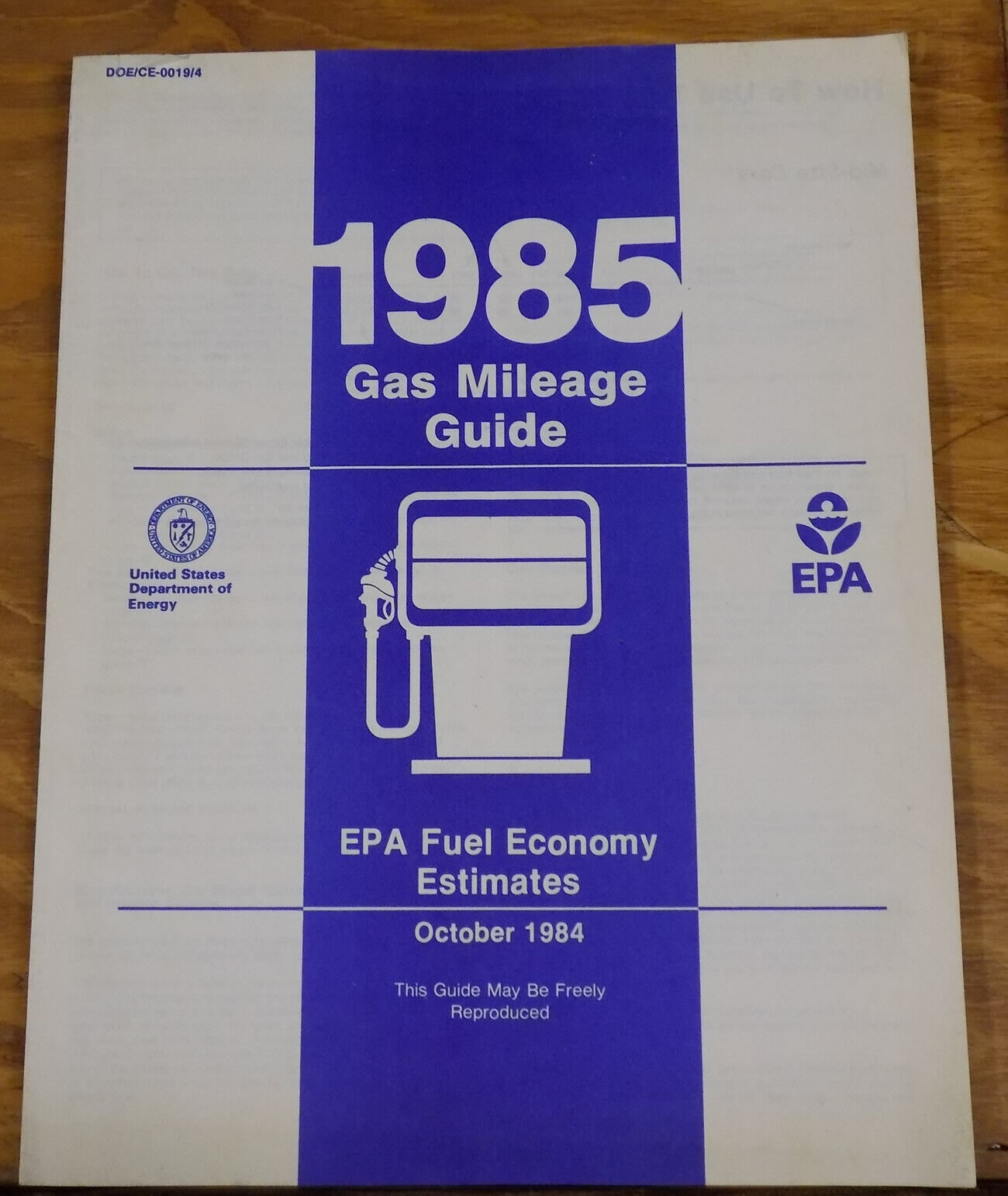 1985 GAS MILEAGE GUIDE, EPA FUEL ECONOMY ESTIMATES, Automobile Brochure