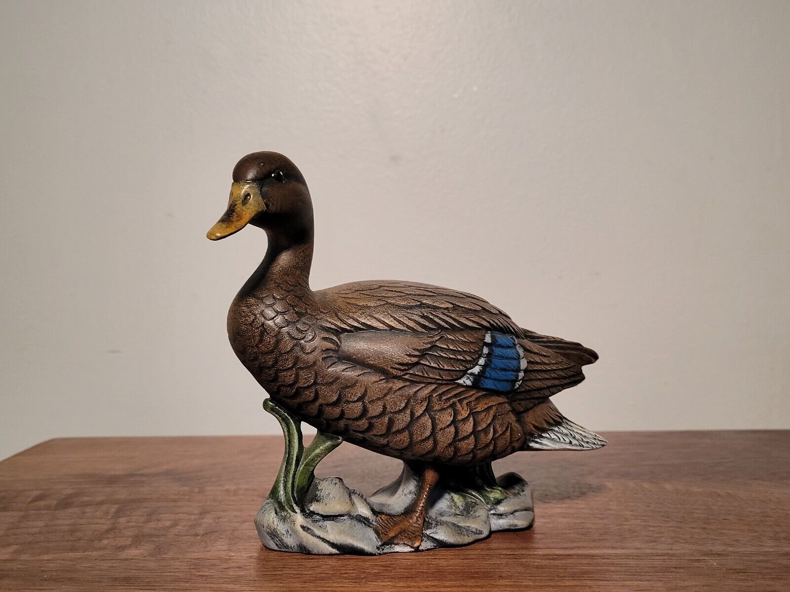 Beautiful VTG Life-like Duck Standing Tall on Stones and Vegetation Waterfowl