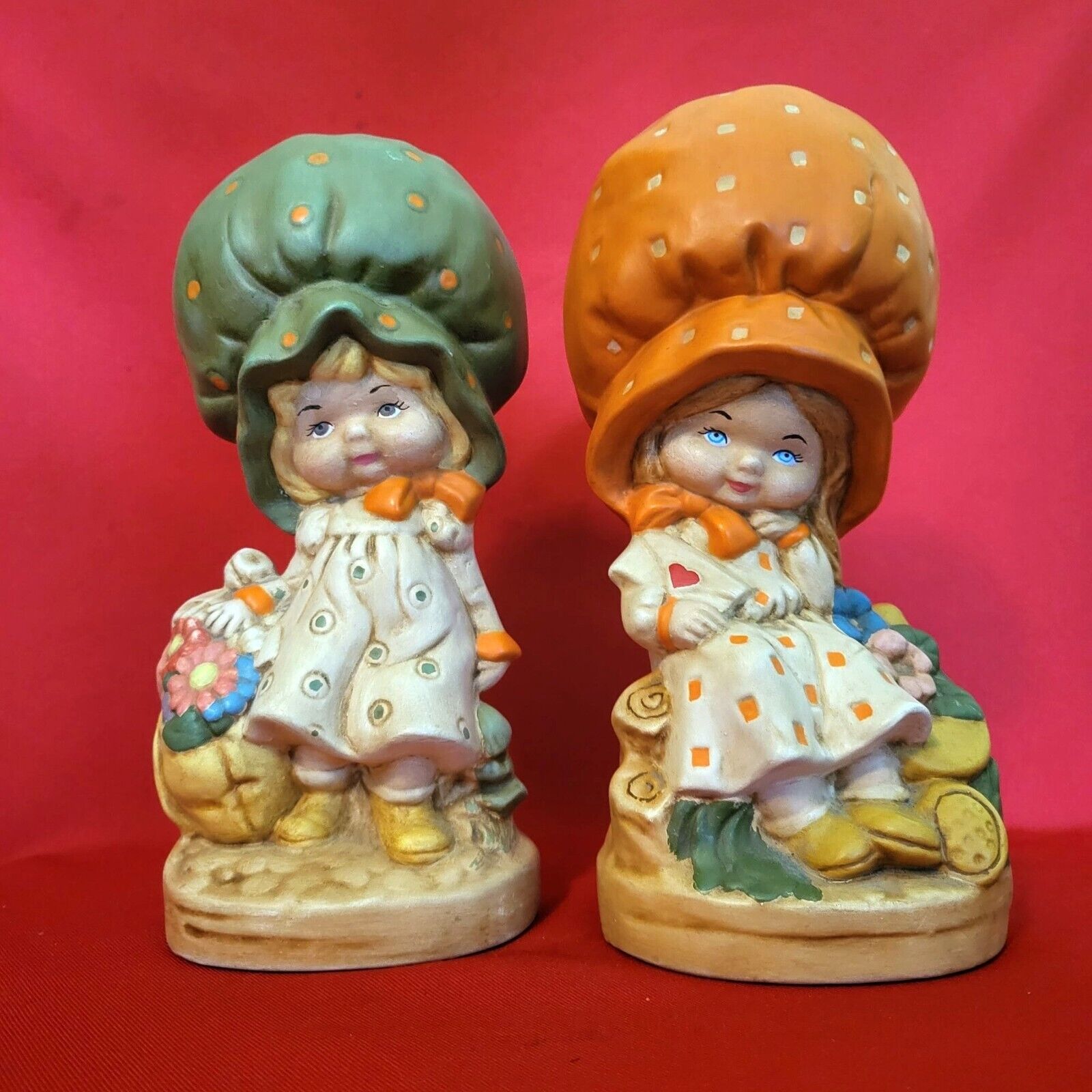 Vintage Big Green & Orange Bonnet Hat Girls Ceramic Figurine Set of 2