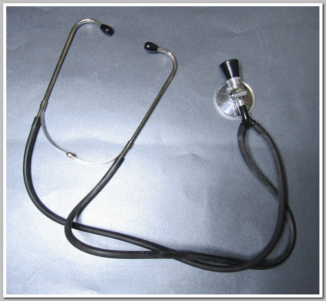 Vintage rubber metal Stethoscope Doctors Medical Stethoscope #13424