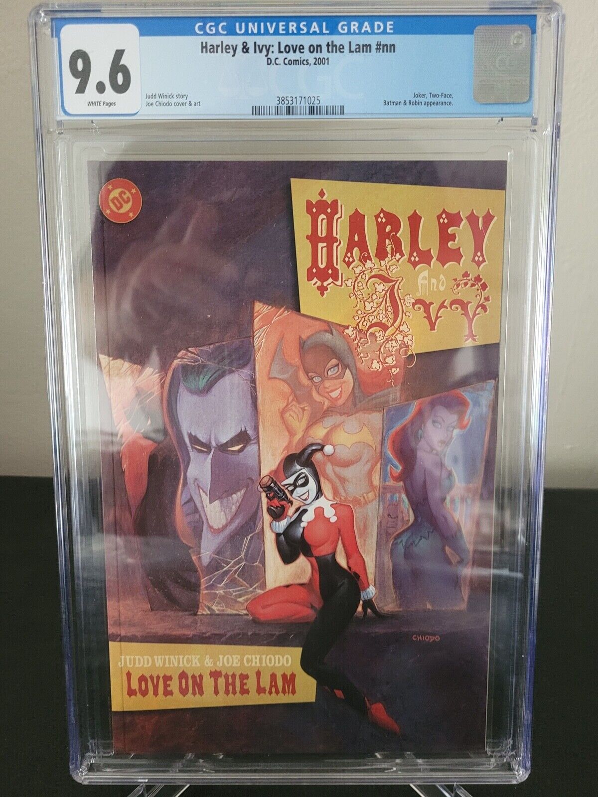 HARLEY & IVY: LOVE ON THE LAMB CGC 9.6 GRADED 2001 DC COMICS JOE CHIODO ART