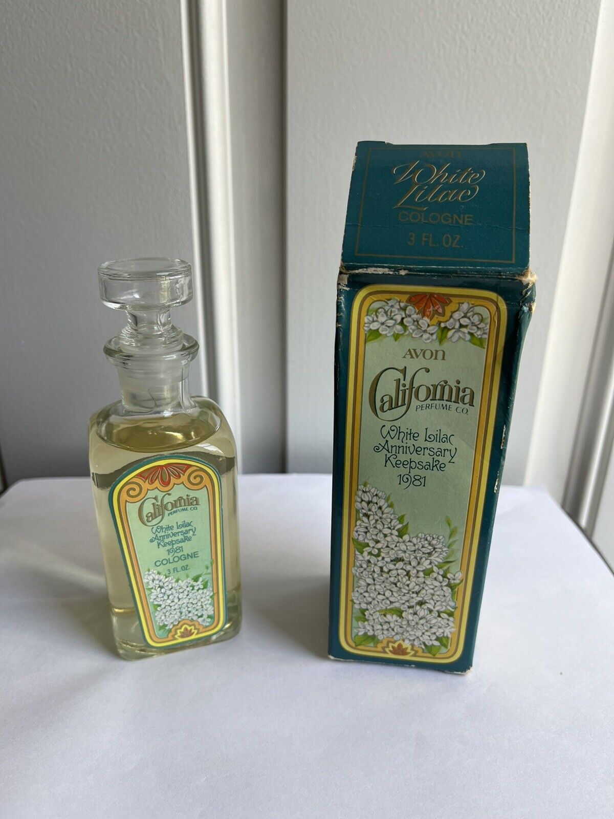 Vintage Avon California Perfume Co White Lilac Keepsake 1981 Cologne 3 fl oz NIB
