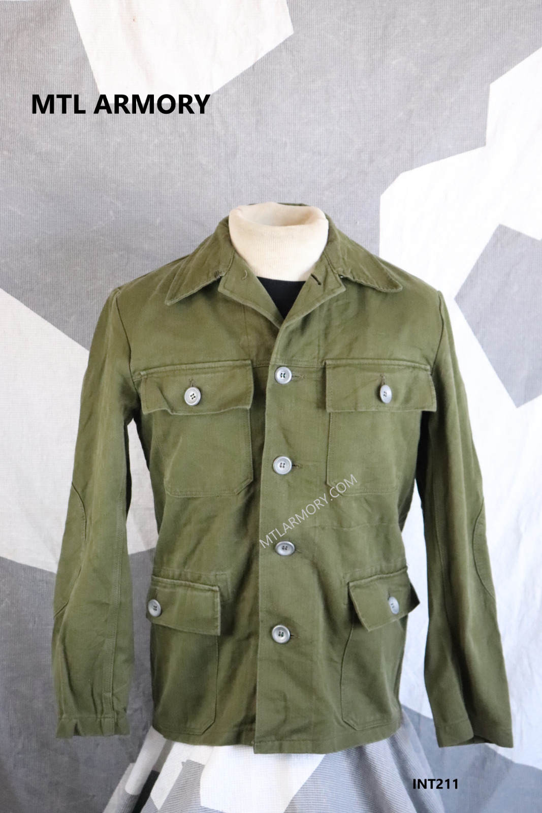 VTG GERMAN ARMY 80\'S JACKET WITH METAL DISH BUTTONS ( MTL ARMORY )