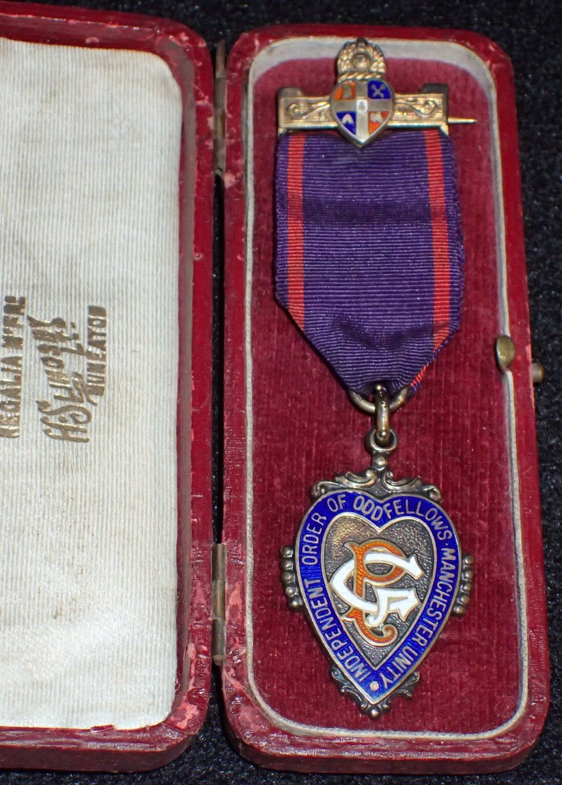 Independent Order of Odd Fellows Manchester Unity Medal Magdala Lodge IOOF & Box