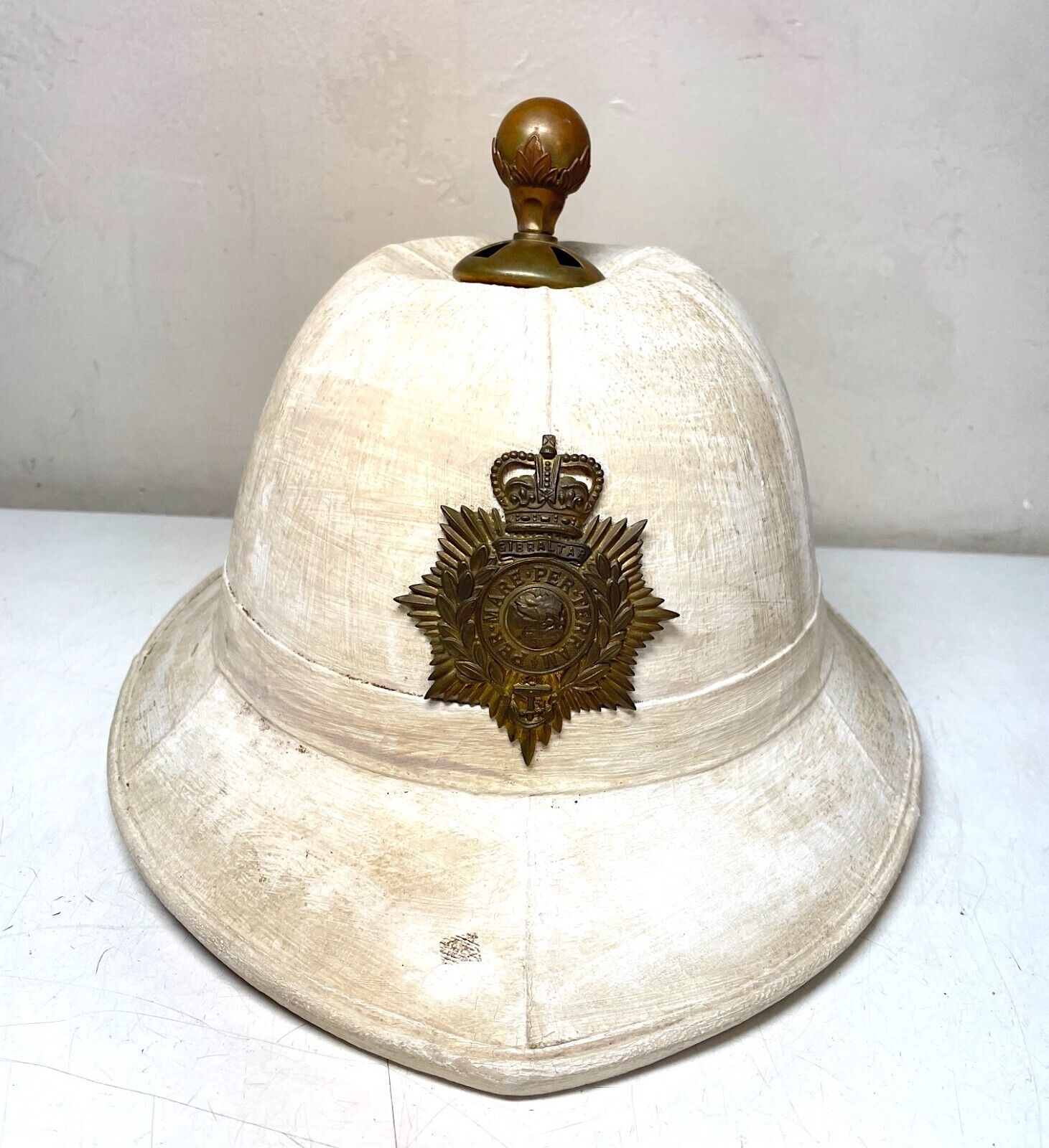 Vintage Royal Marines Gibraltar Pith Helmet, Everitt W. Vero & Co. Ltd., 1965