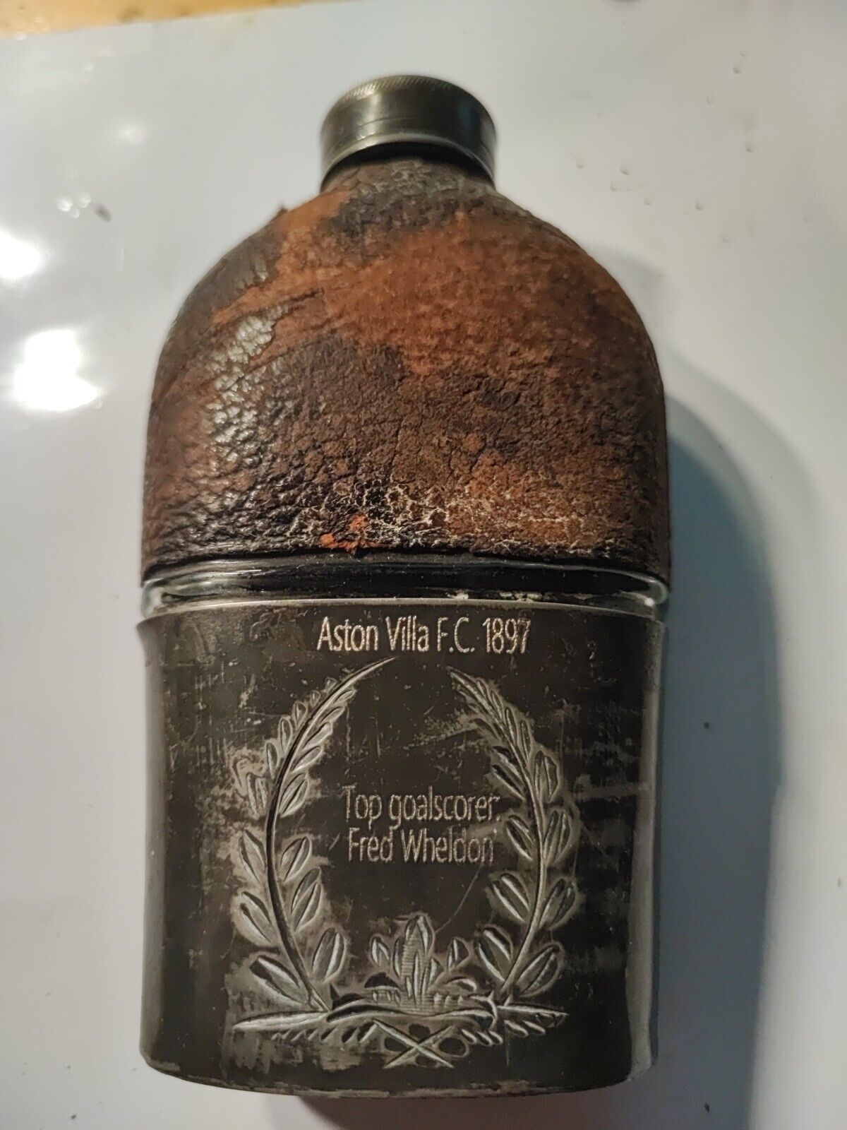Aston Villa F.C 1897 English football Fred Wheldon Top Goalscorer antique flask
