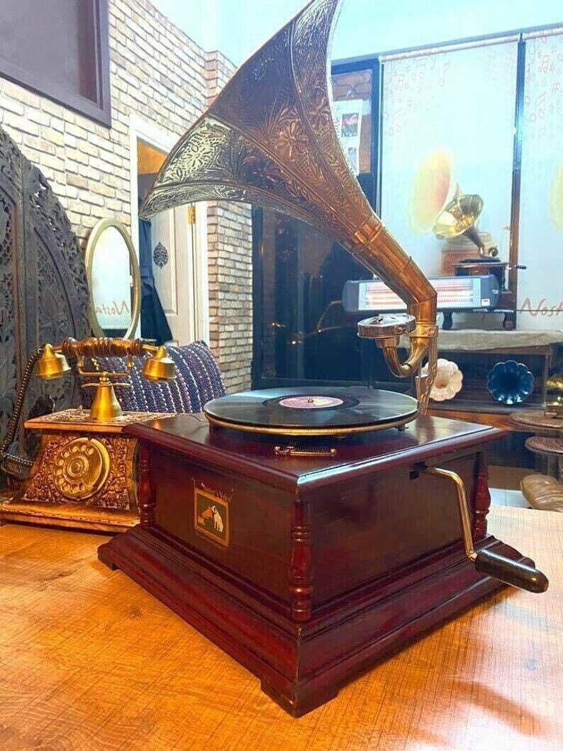 Replica Gramophone Player 78 rpm phonograph Brass Horn HMV Vintage Wind