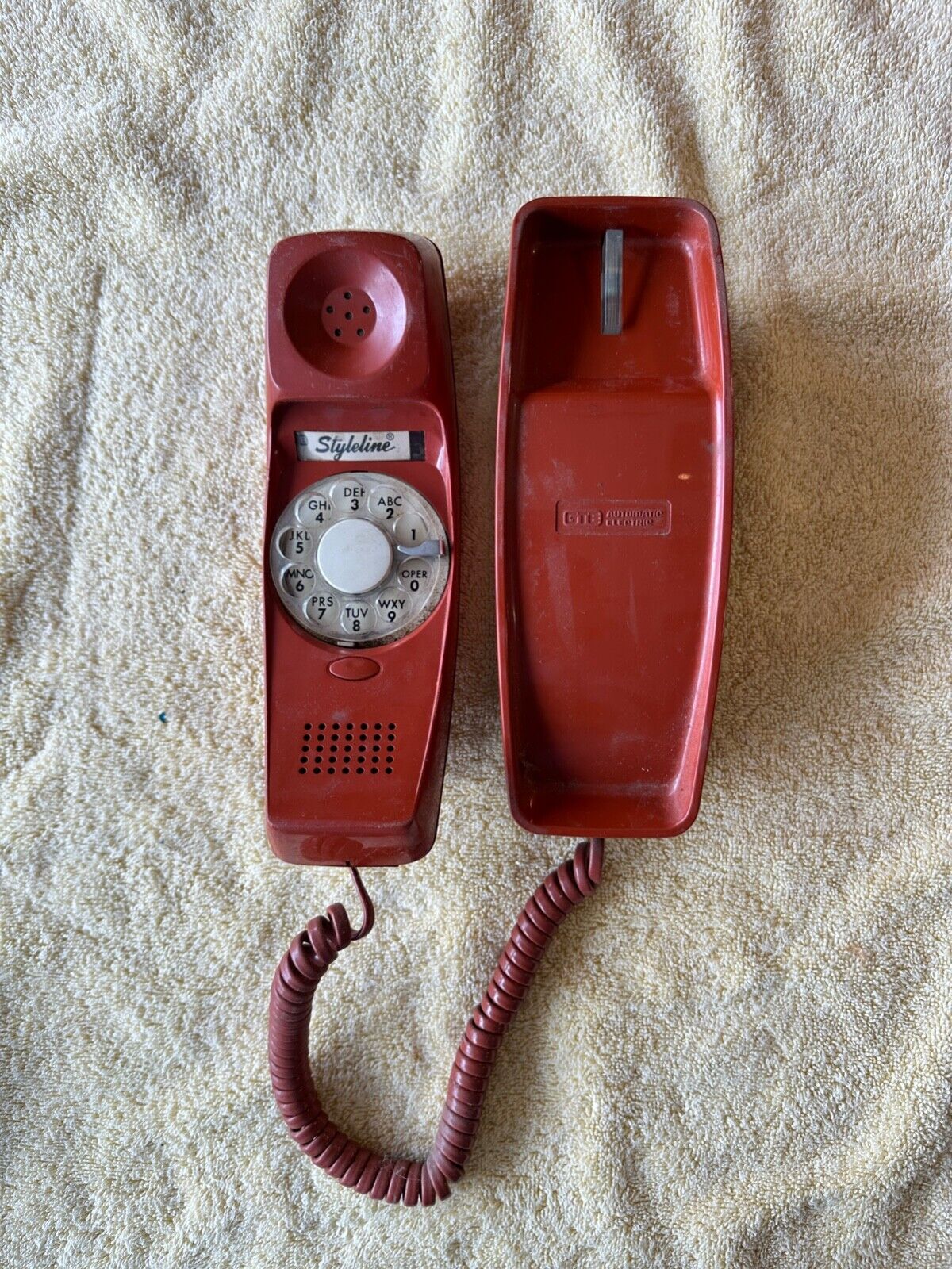 1970s GTE Automatic Electric Rotary Dial Styleline Wall Mount Telephone Red VTG