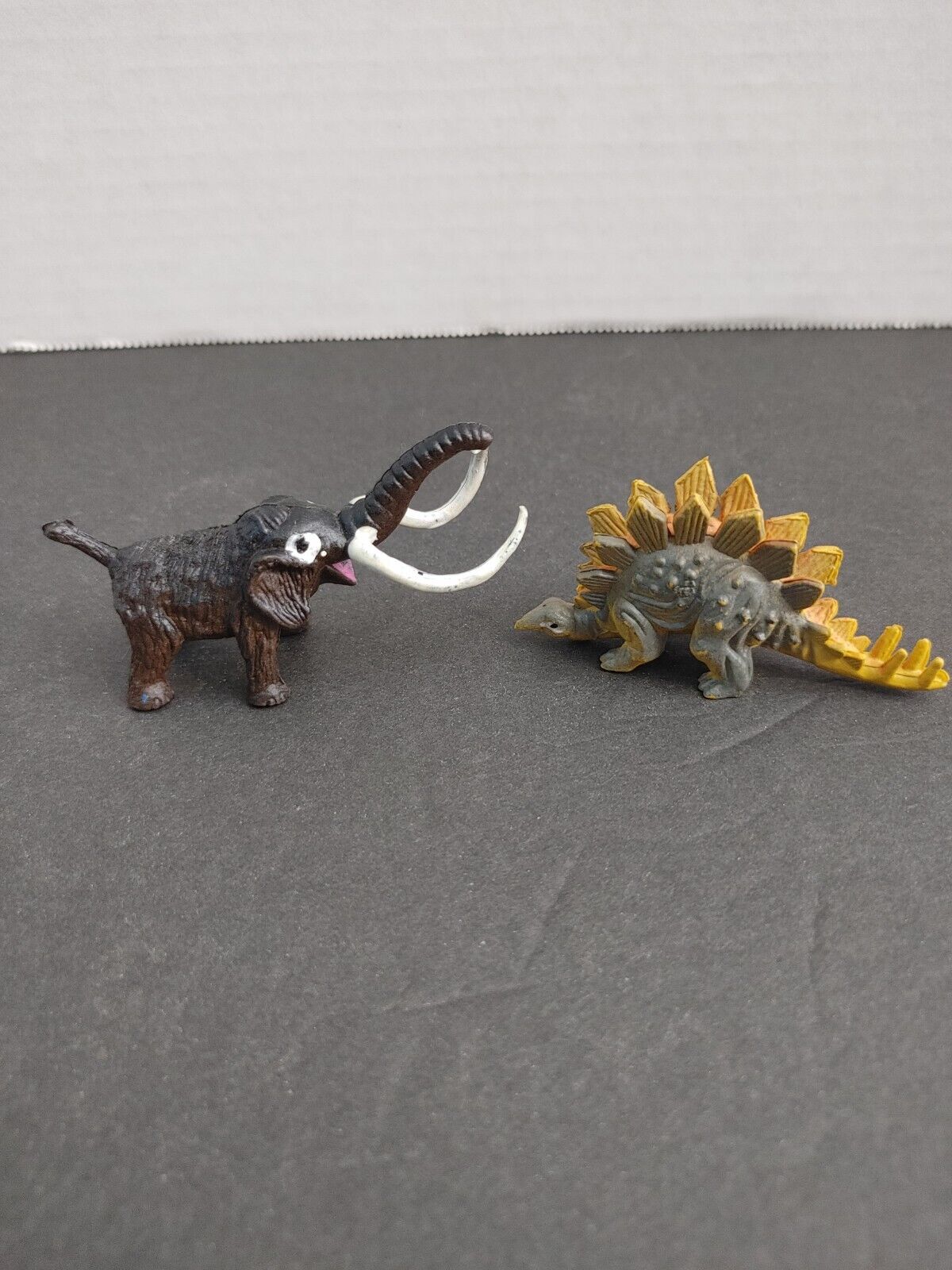 Inpro Vtg 1970's Plastic Toys  Mammoth & Stegosaurus