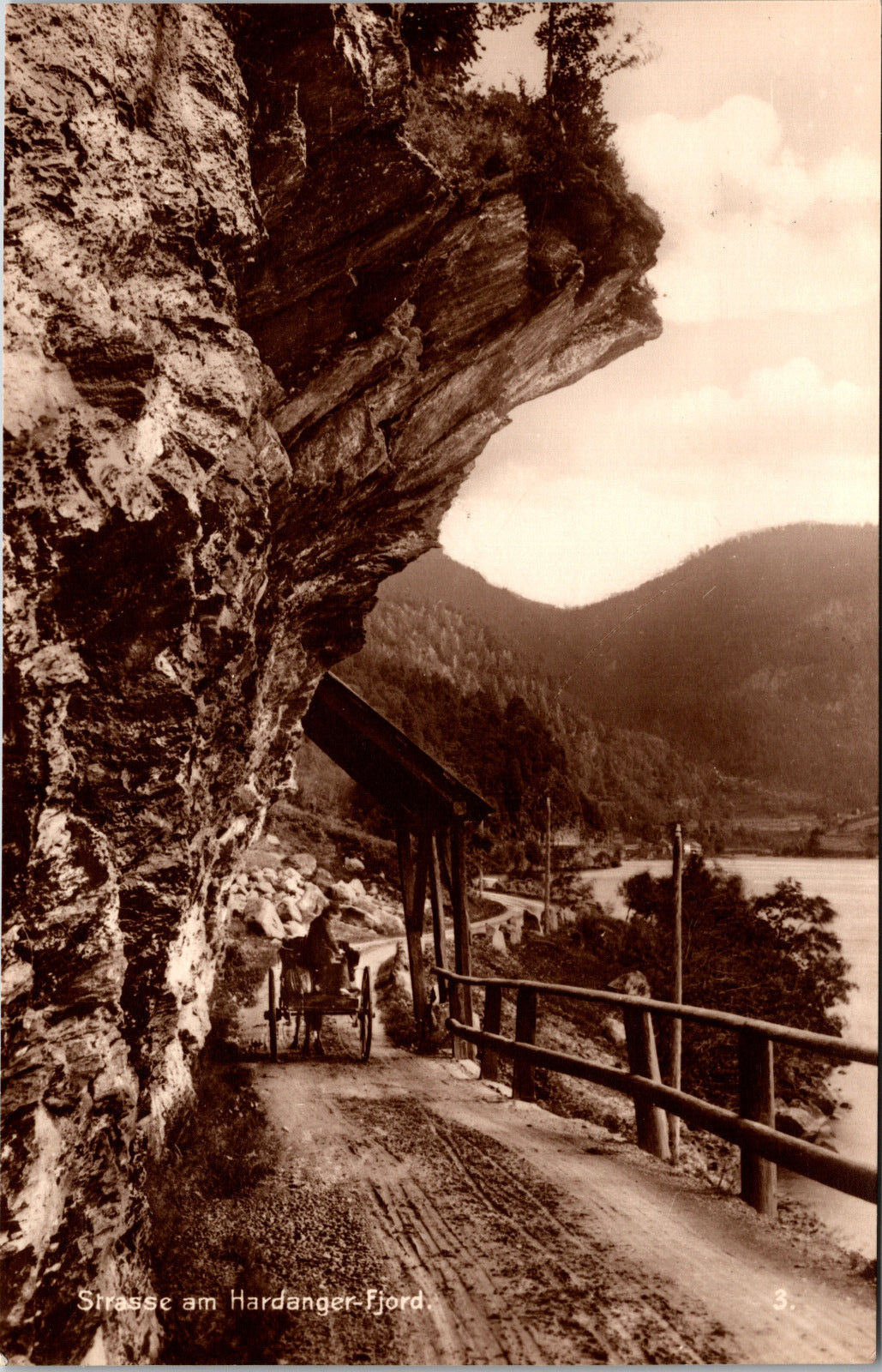 Wagon Road Norheim Sound Norway Trinks-Bildkarte Postcard RPPC