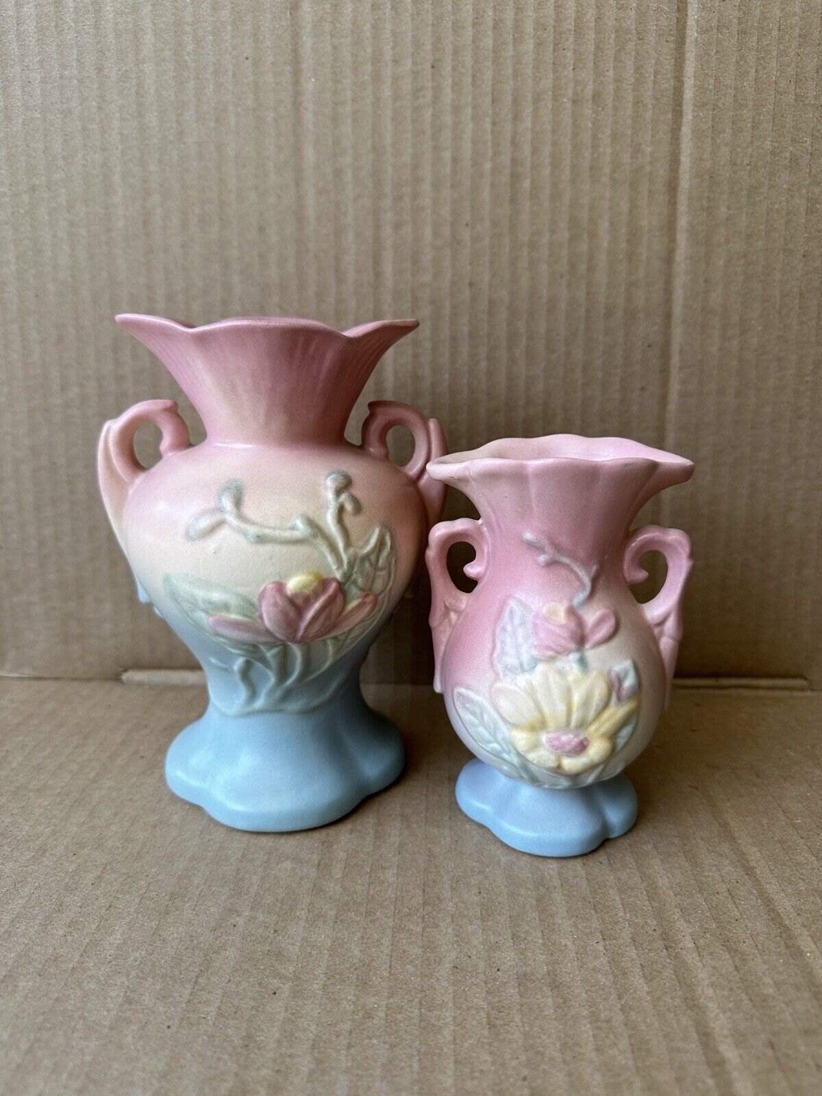 Set 2 Vintage Hull Pottery Magnolia Double Handle Vases Pink Blue