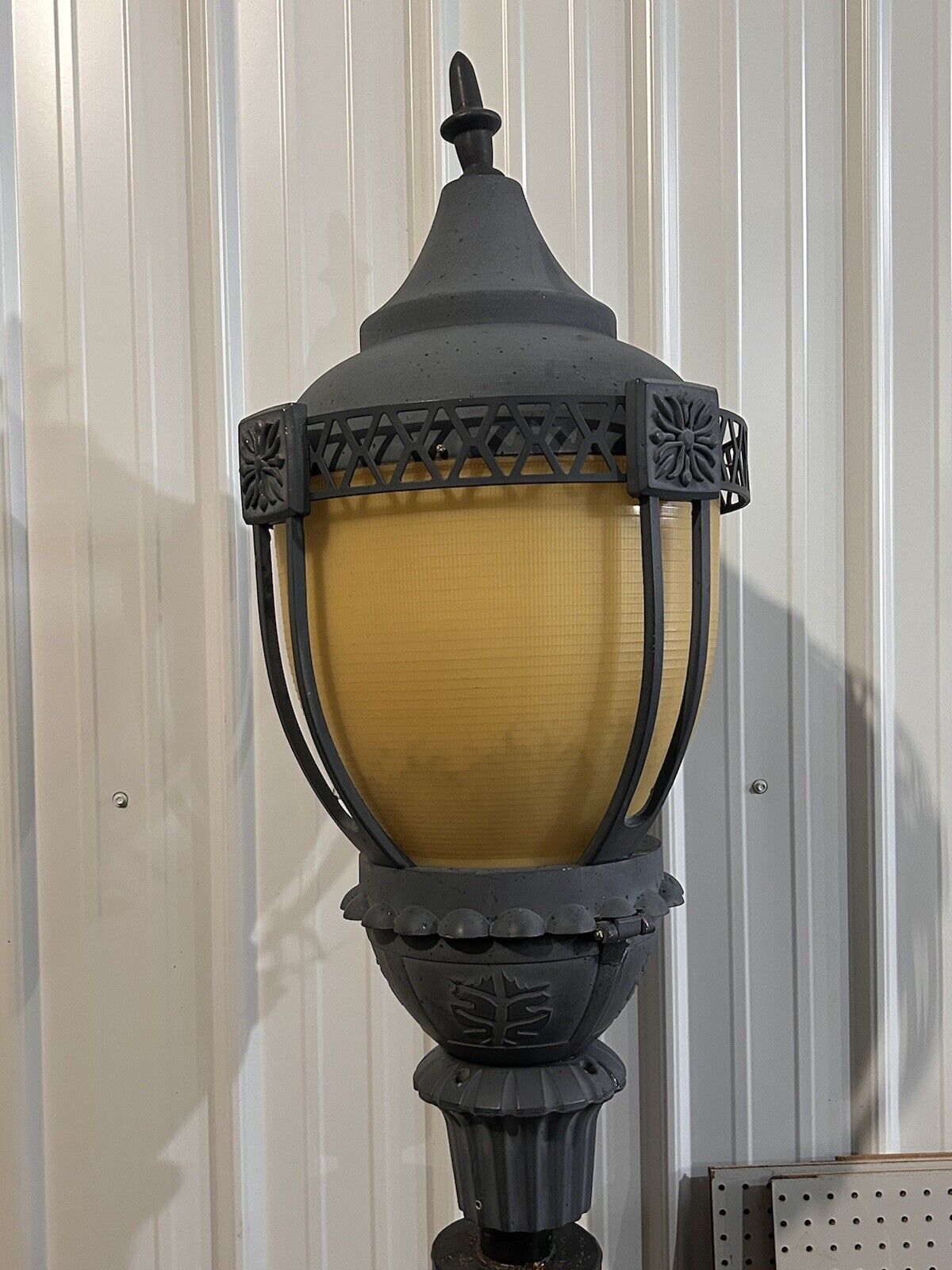 Vintage Single Street Light Pole Lamp Municipal Street Light Antique LED