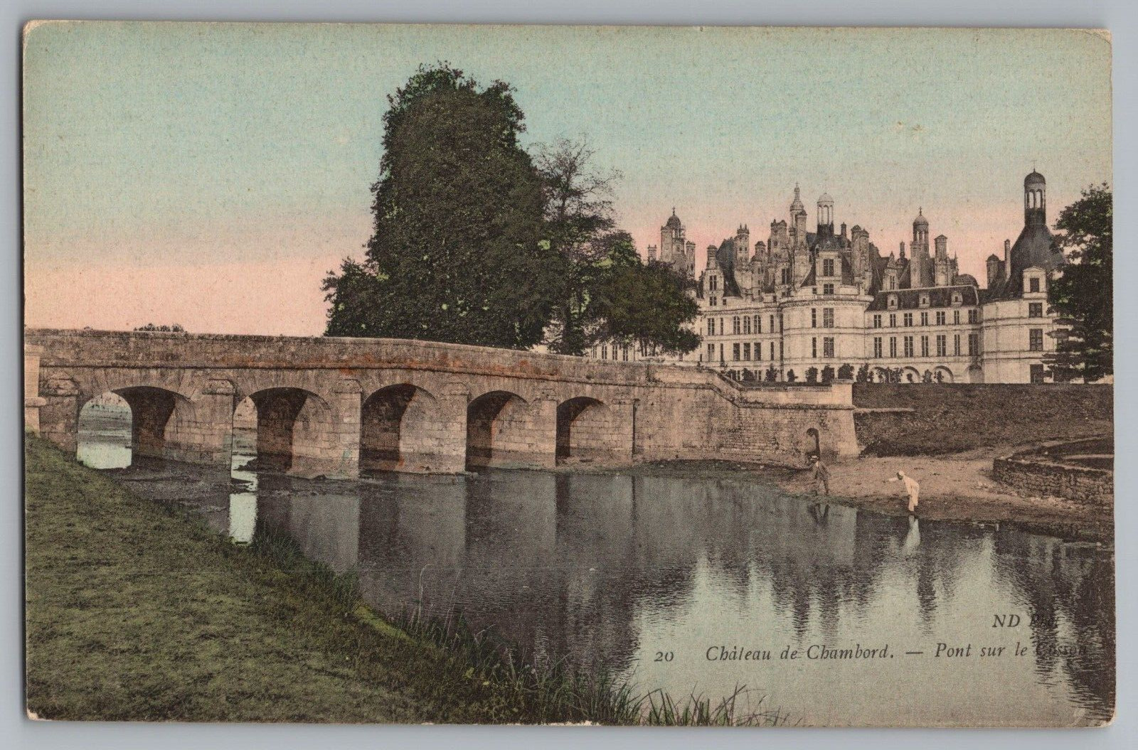 Postcard Bridge over the Château De Chambord