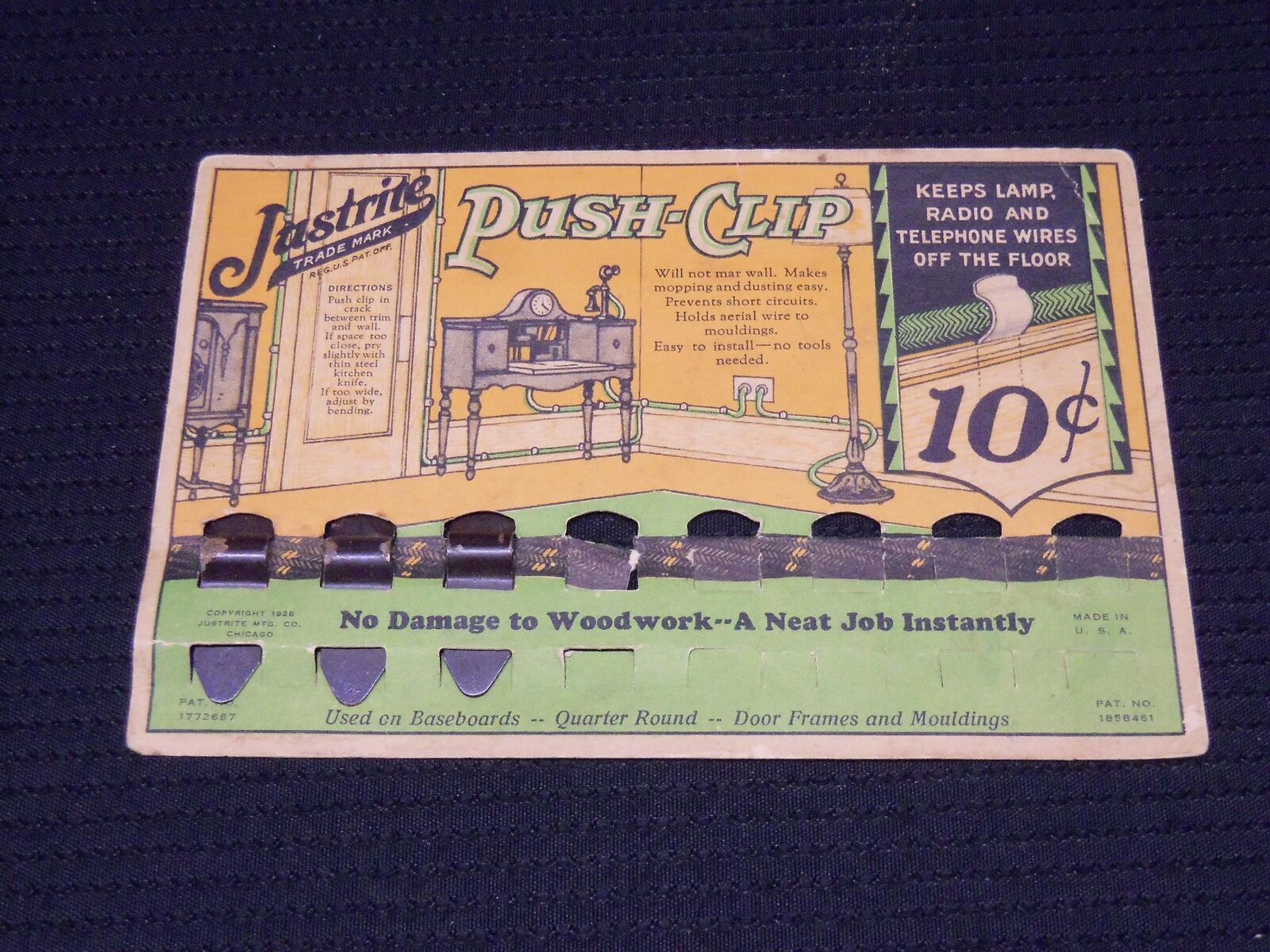 1928 VINTAGE JUSTRITE PUSH-CLIP CARD W/ 3 CLIPS - KEEPS WIRES OFF FLOOR - J 9901