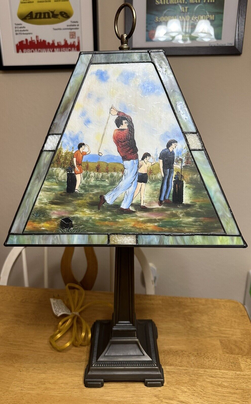 Vintage Dale Tiffany Hand-blown STAINED GLASS 21.5” Table Lamp: GOLFING Tee-Off