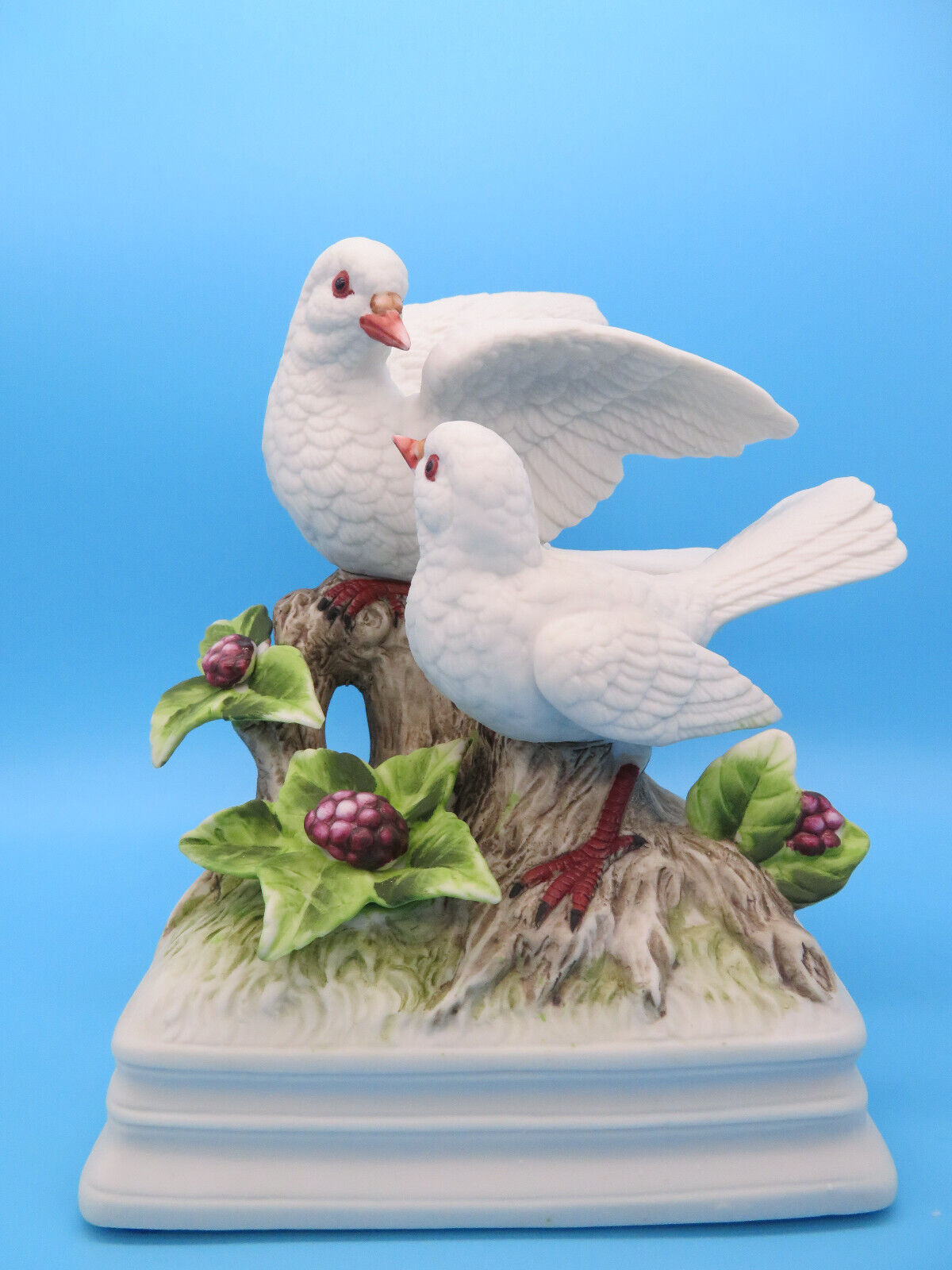 Japan Vintage Porcelain Gorham White Doves Music Box Theme from \