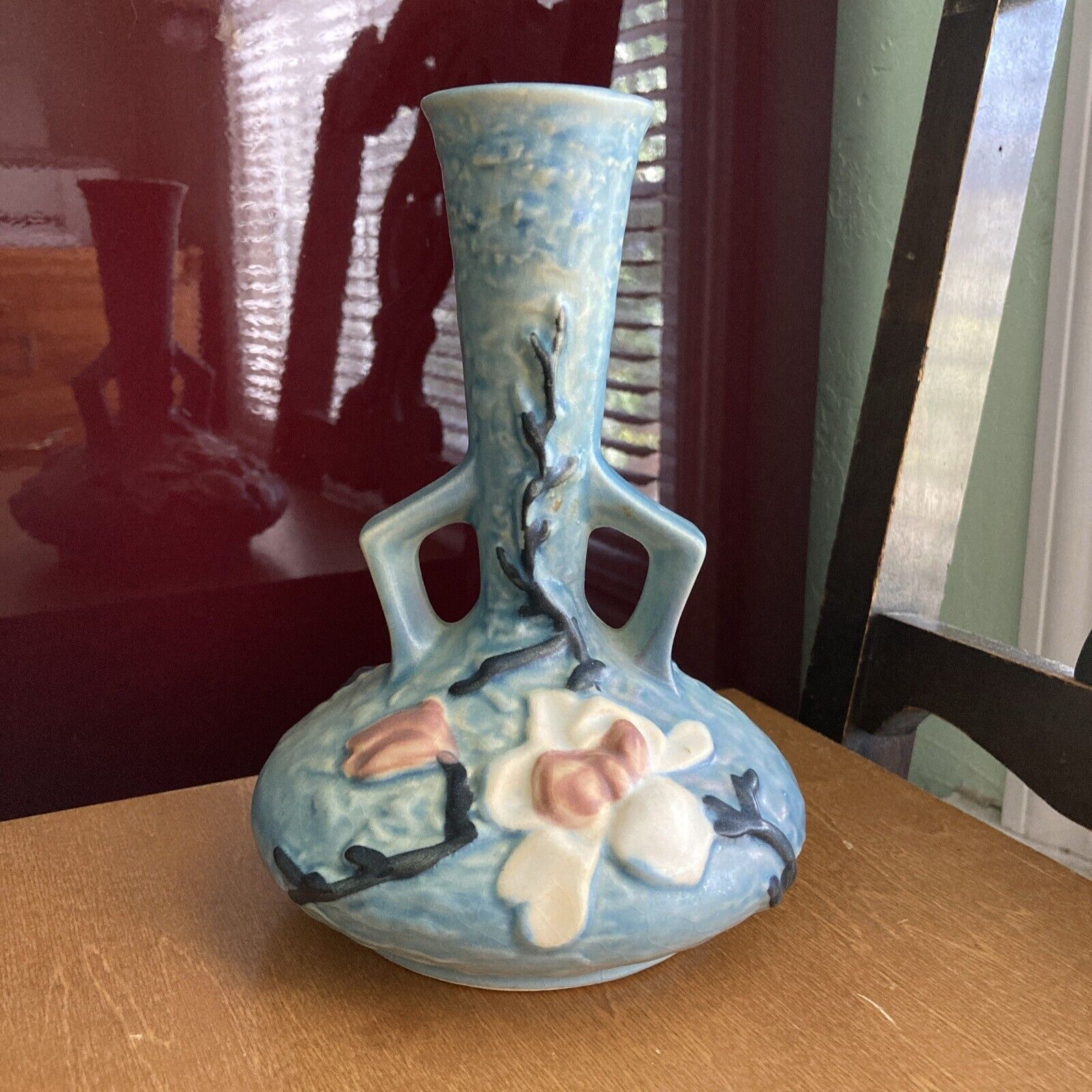 Vintage Roseville Magnolia Blue 1943  Art Pottery Ceramic Vase 179-7