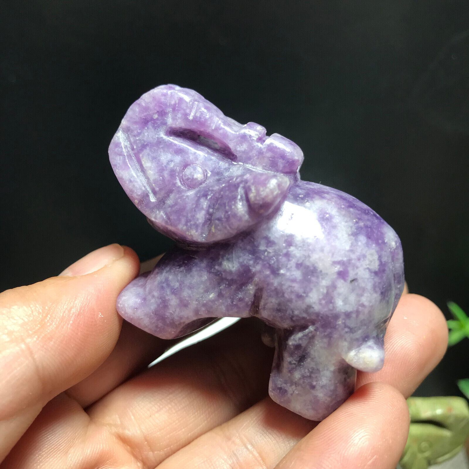 1PCS 70g Natural  Purple mica Quartz Hand Carved elephant  Crystal Healing gifts