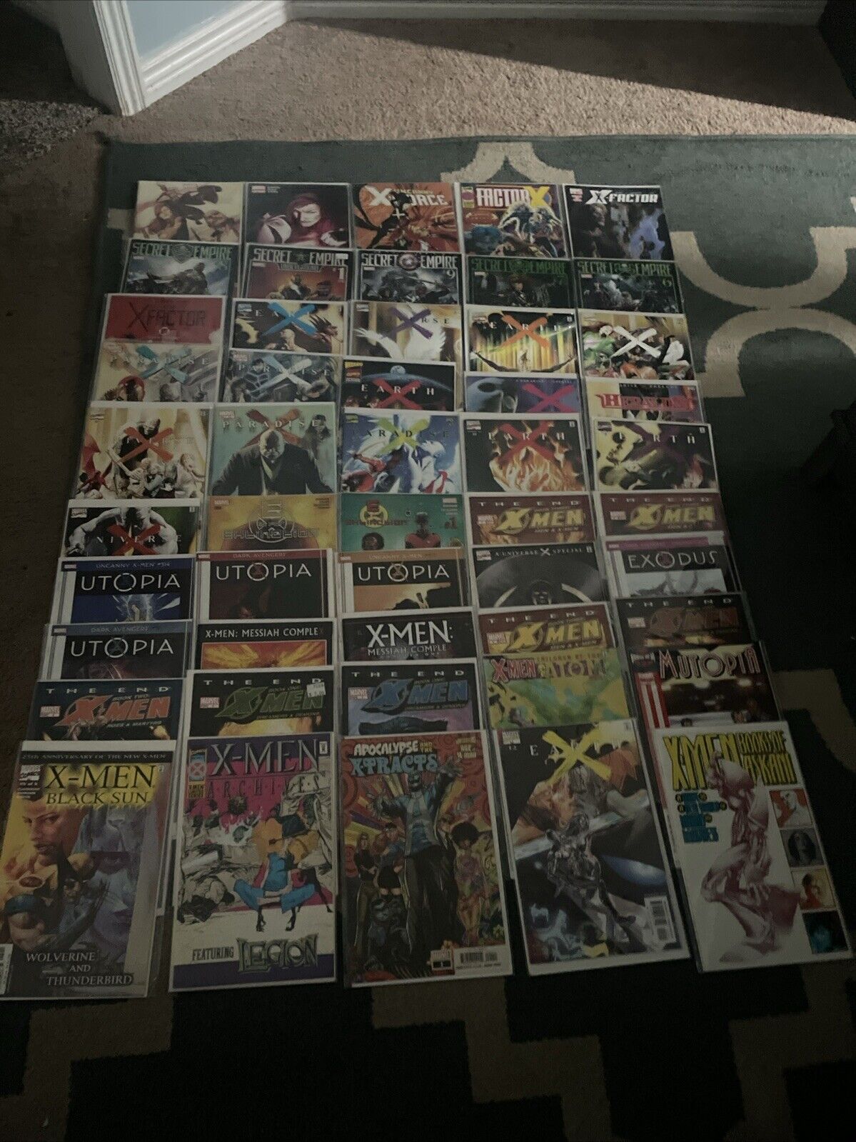 50 Marvel Comic Book Large Lot; Earth X, Secret Empire, X-Men, Others.  Lot X1