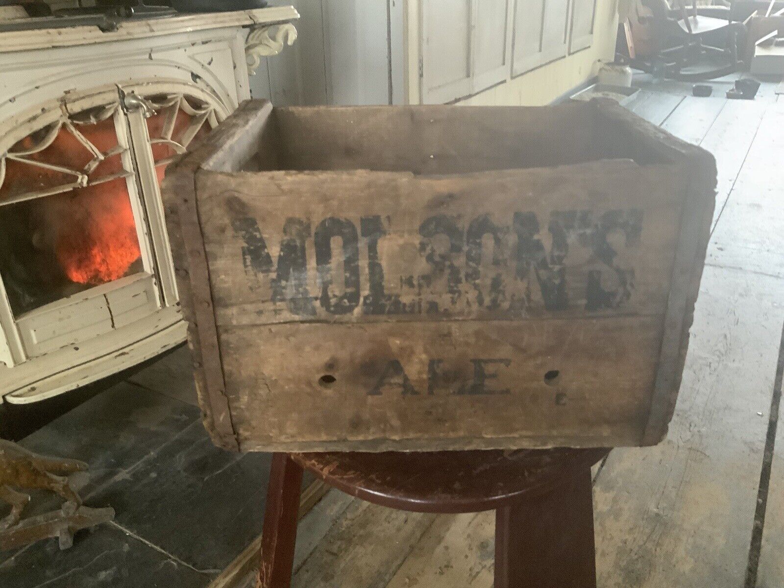Antique MOLSON’S ALE Beer Wooden Wood Bottle Box Crate Advertising Country Store