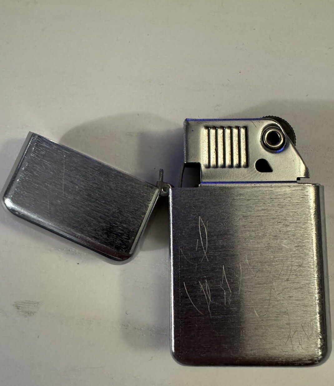 Vintage RONSON TYPHOON lighter silver color made in KOREA  Similar To Zippo