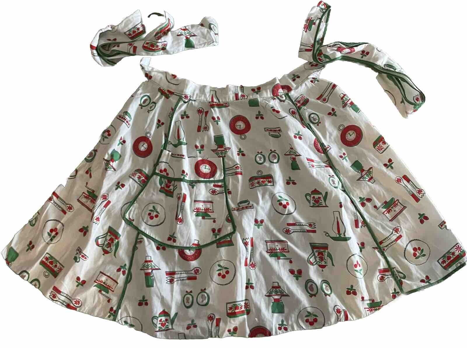Vintage MCM Half Apron With Cute Red & Green Design
