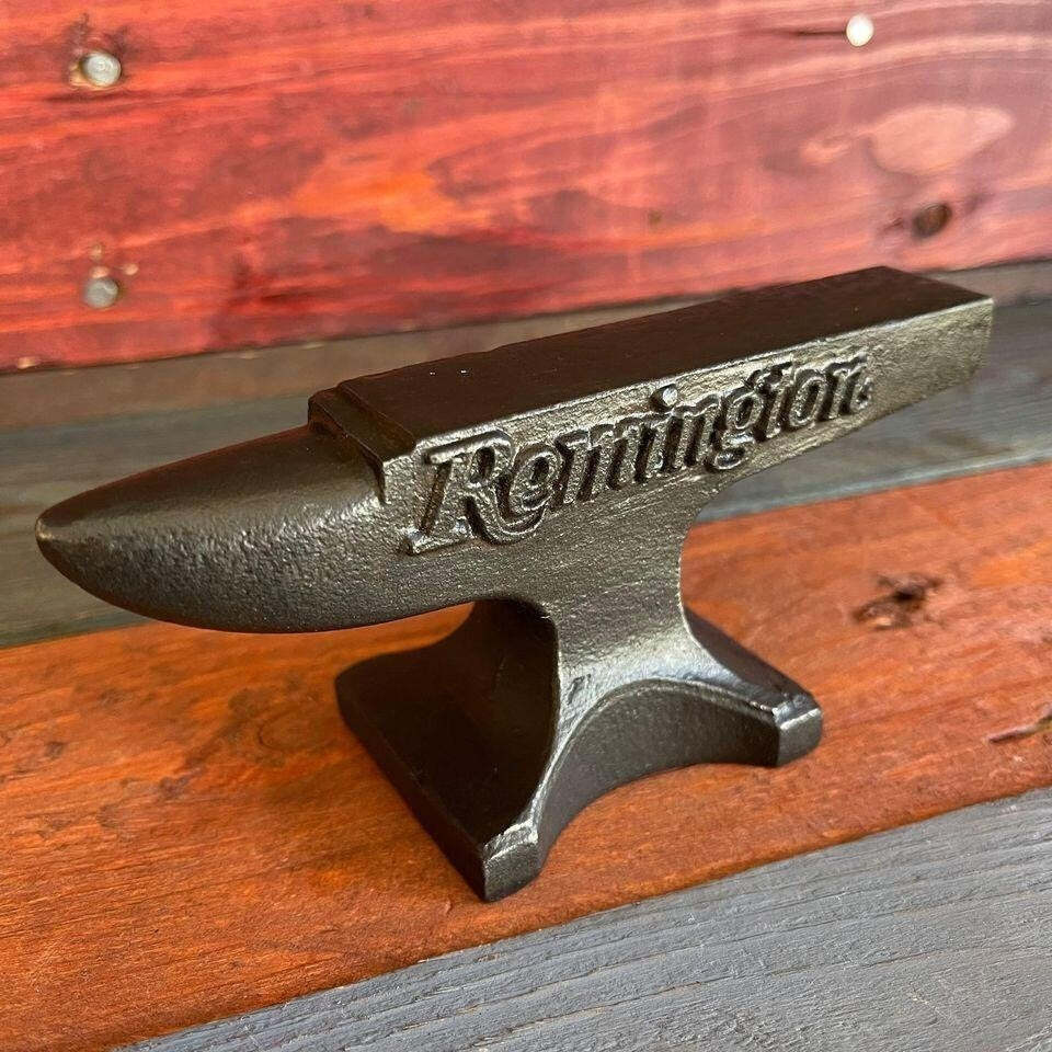 Remington Cast Iron Anvil With Painted Antique Finish (5.5