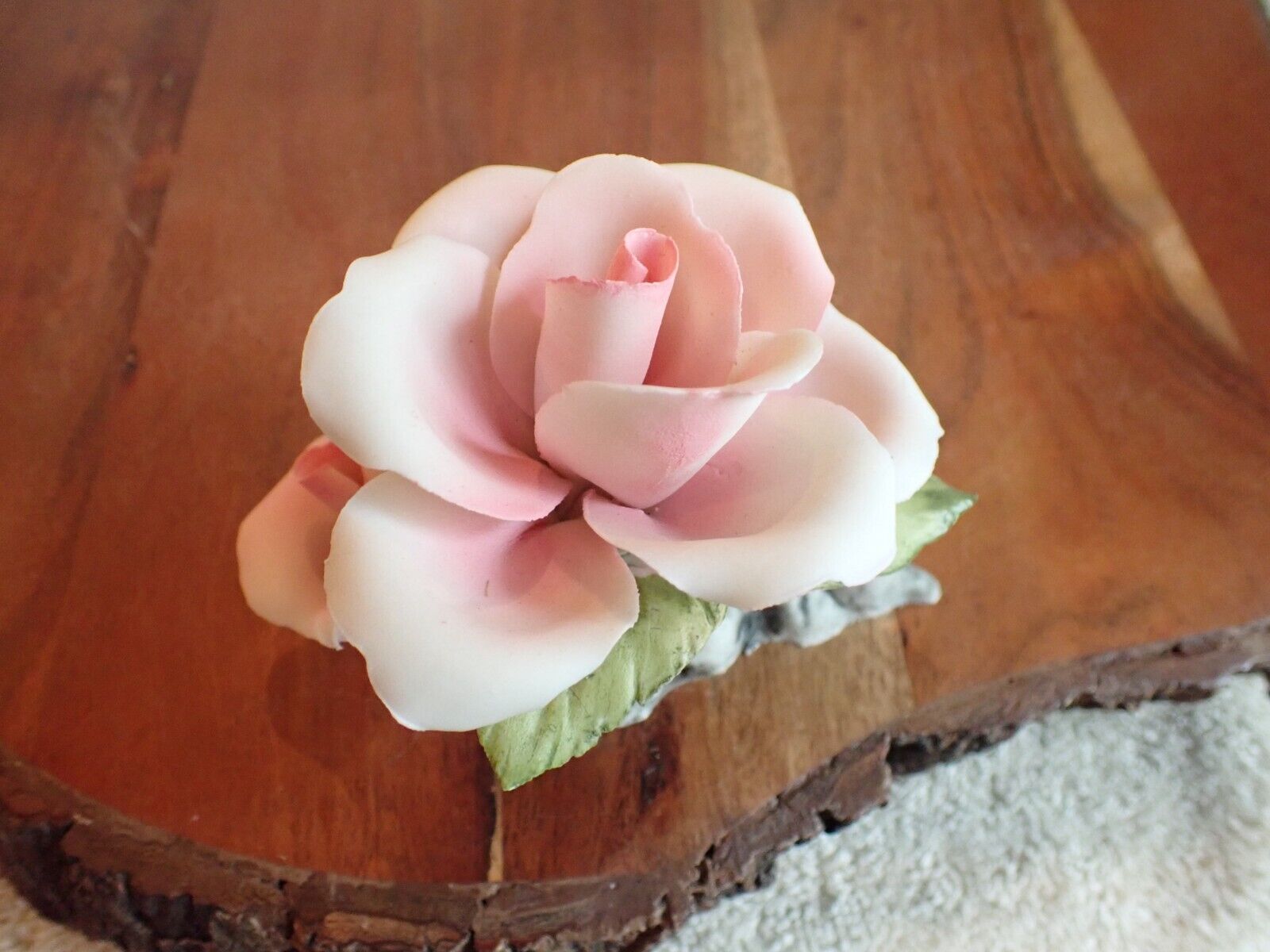 Lovely Porcelain Powder Pink & White Rose & Bud Figurine EXcellent